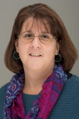 Sue Russell headshot