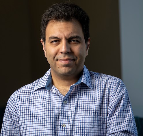 photo of professor babak hejrati